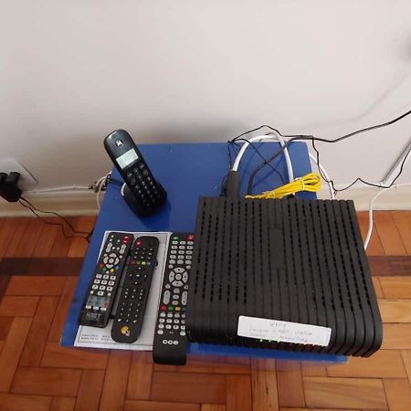 Apartamento Inteiro Entre Gloria, Catete E Praia Do Flamengo,Ao Lado Da Lapa- Zona Sul Rio De Janeiro-Rj, Banh, Coz, Sala E Quarto Eksteriør billede